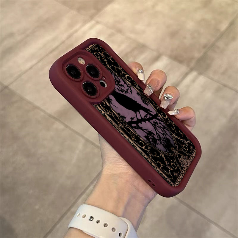美的な黒いカラス柄ワインレッドのiPhone 16 E15  - Phone Cases Aesthetic のレビューと価格