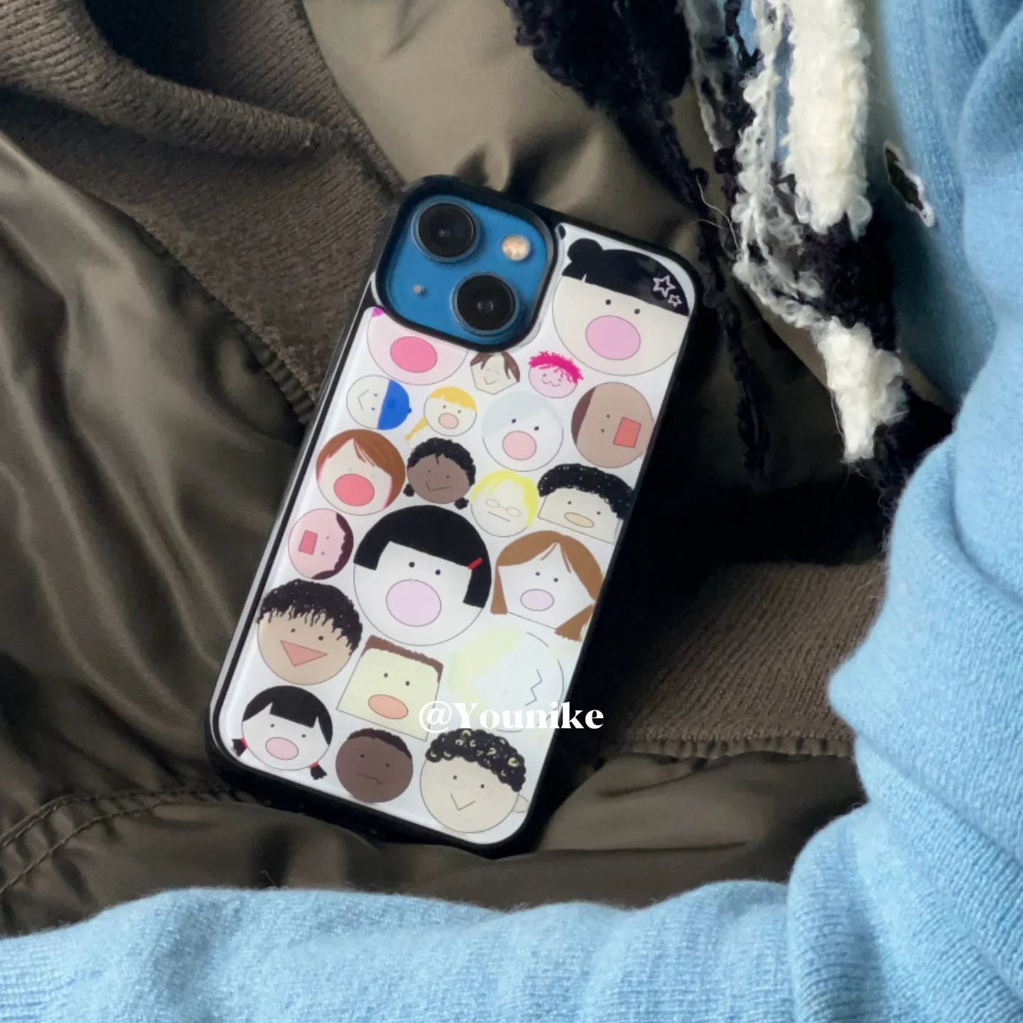 漫画風韓国風可愛い大きな頭の人形、個性的なカワイイスマホケー - Phone Cases Personalised のレビューと価格