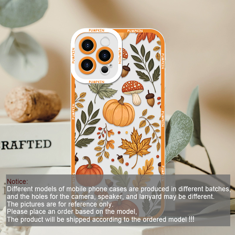 レトロな秋の紅葉とカボチャ柄のスマホケース Motorola - Phone Cases Motorola のレビューと価格